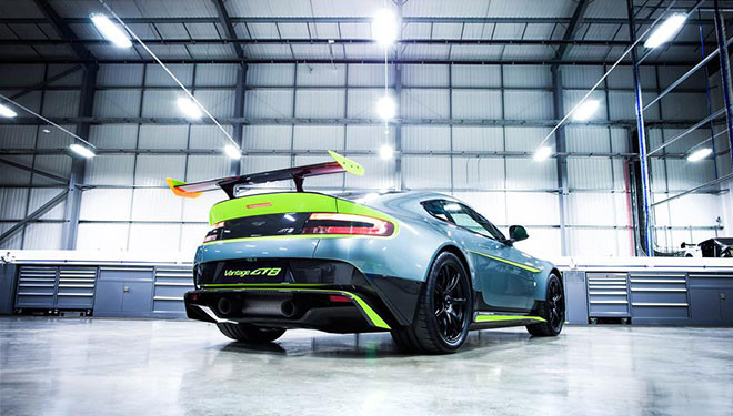 La competitividad de Aston Martin sale a la calle