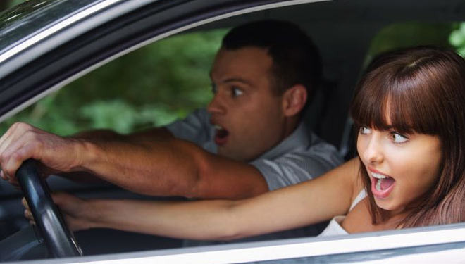 Hombres y mujeres: ¿Quién es más peligroso al volante?