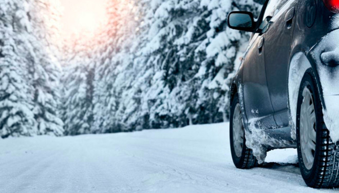 ¿Qué llevar en el coche si viajo con aviso de nevada?