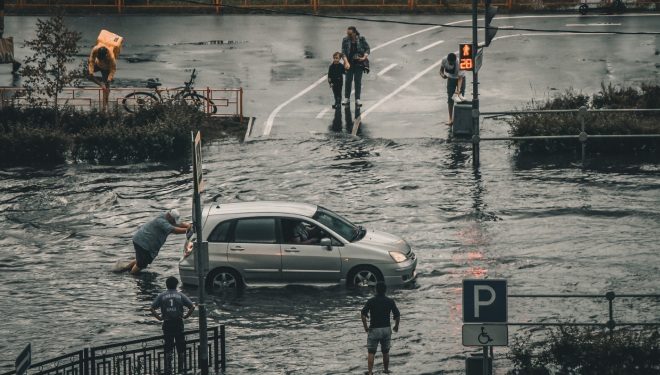 ¿Qué cobertura tiene el seguro del coche por daños climatológicos?